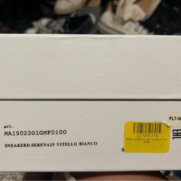 Moschino White Sneakers with Minimalist Design and Sporty Style. No shoe laces. - Picture 7 of 7